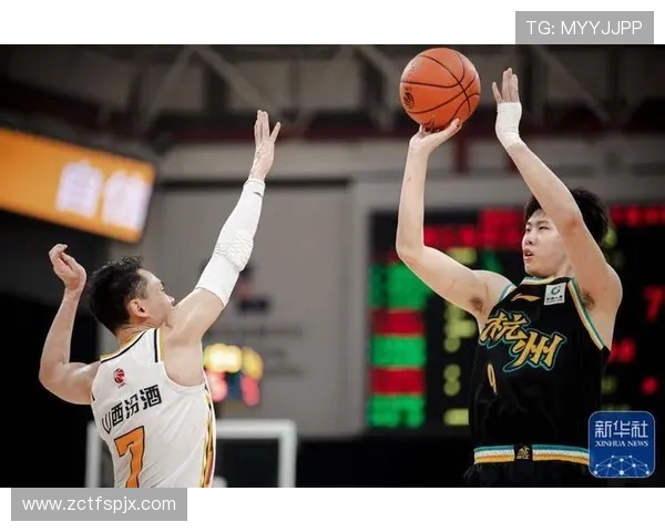 浙江东阳光激战北京北汽巅峰对决上演精彩排球较量 浙江东阳光激战北京北汽巅峰对决上演精彩排球较量