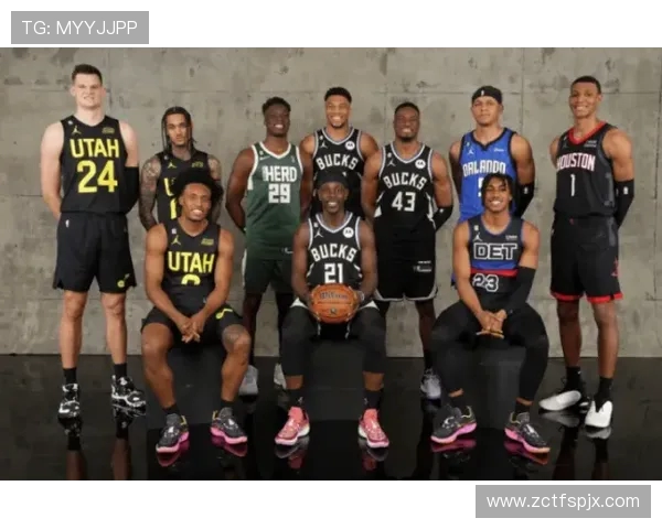 篮球世界的魅力与挑战:探索技术、团队协作与竞技精神的完美结合 篮球世界的魅力与挑战:探索技术、团队协作与竞技精神的完美结合