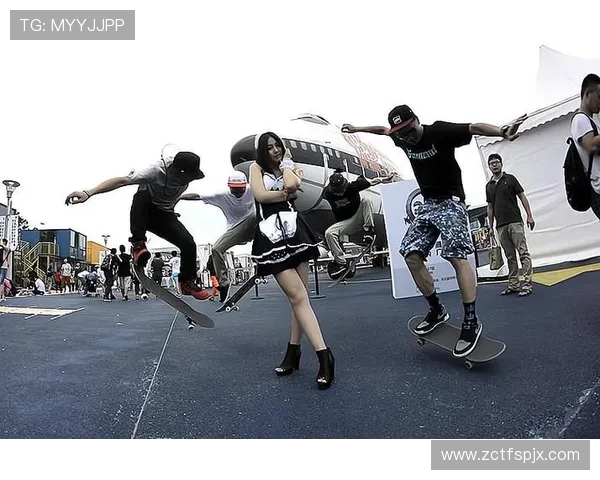 成都飞盘队在极限运动嘉年华中以71分高居积分榜首位