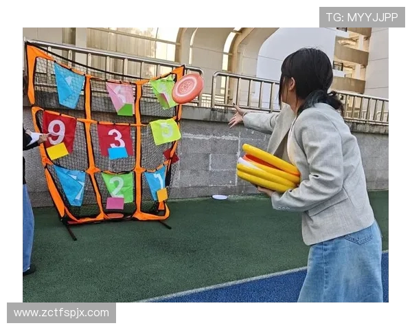 聚焦飞盘运动：杭州飞盘队默契配合与战术探讨