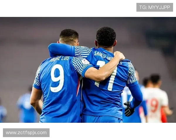 上海申花主场迎战梅州客家巅峰对决力争三分捍卫榜首荣耀